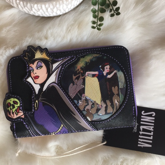 LOUNGEFLY WALLET DISNEY VILLAINS - Picture 1 of 4